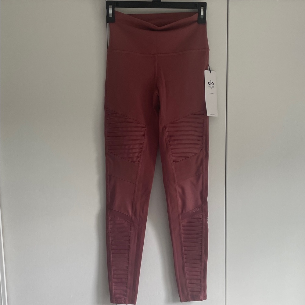 ALO Yoga Women's Leggings Rosewood
